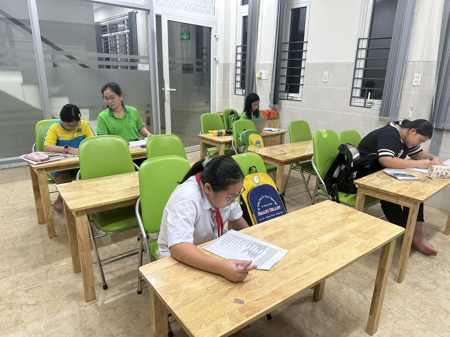 Luyện thi Cambridge cho trẻ 12 tuổi