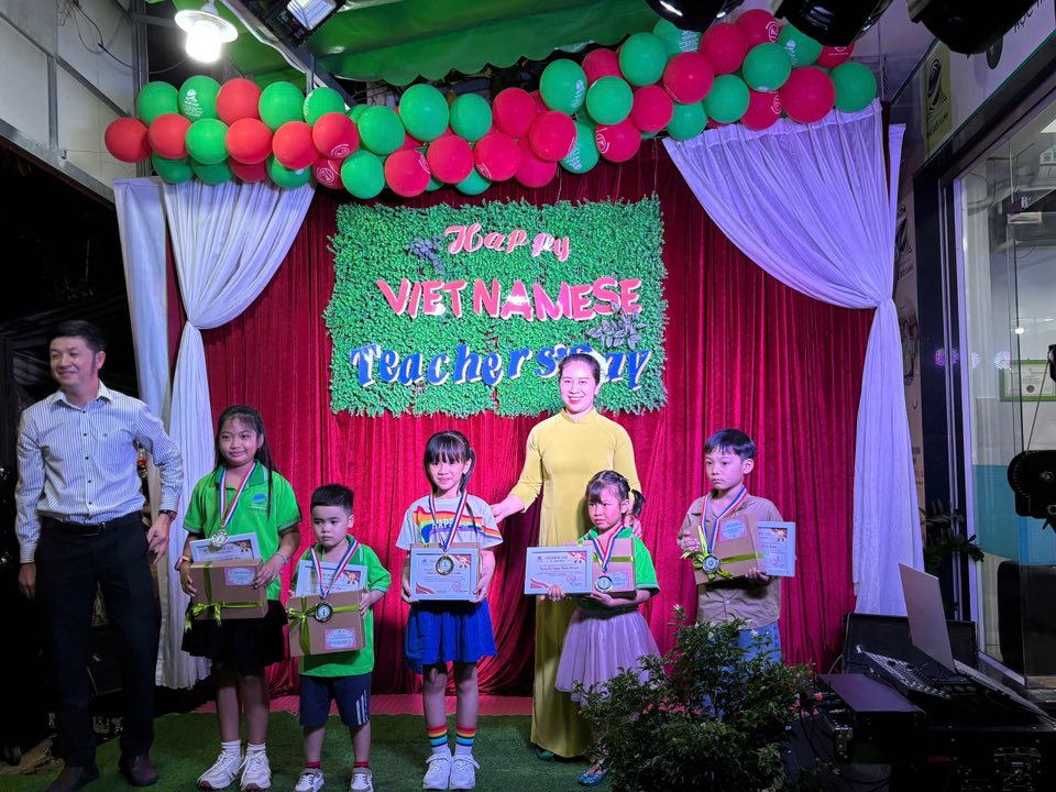 Luyện thi Cambridge cho trẻ 12 tuổi