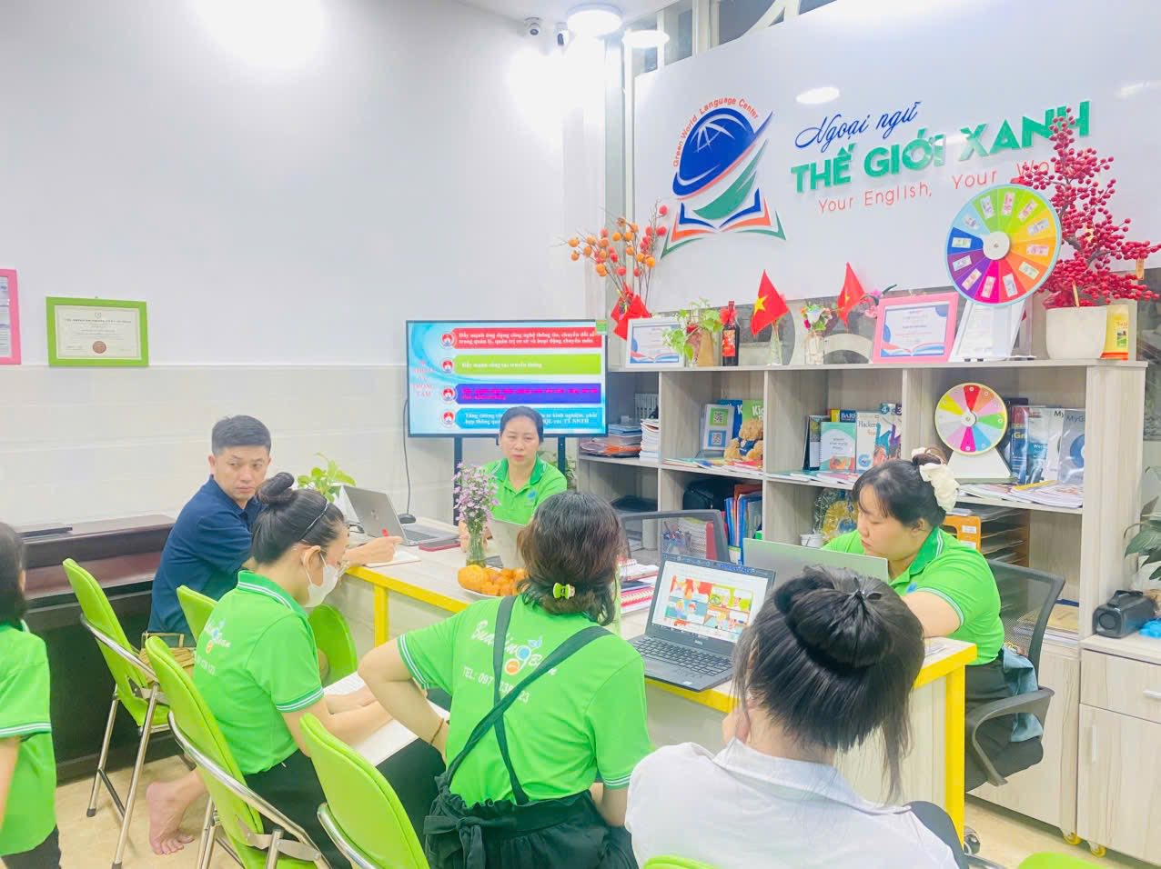 Tiếng Anh giao tiếp cho trẻ 3-12 tuổi