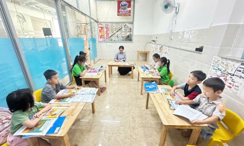 Tiếng Anh Thiếu Nhi cho bé mất gốc