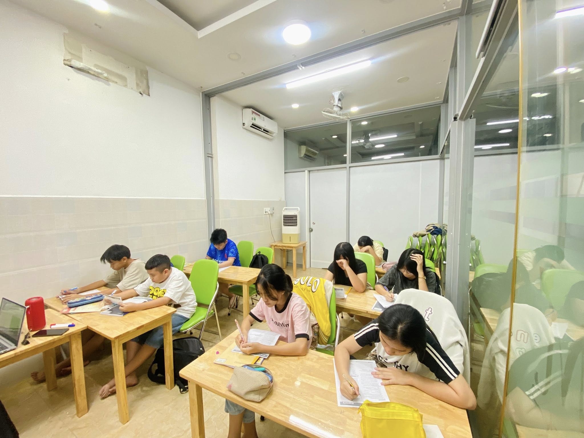 Luyện thi KET PET chuẩn quốc tế