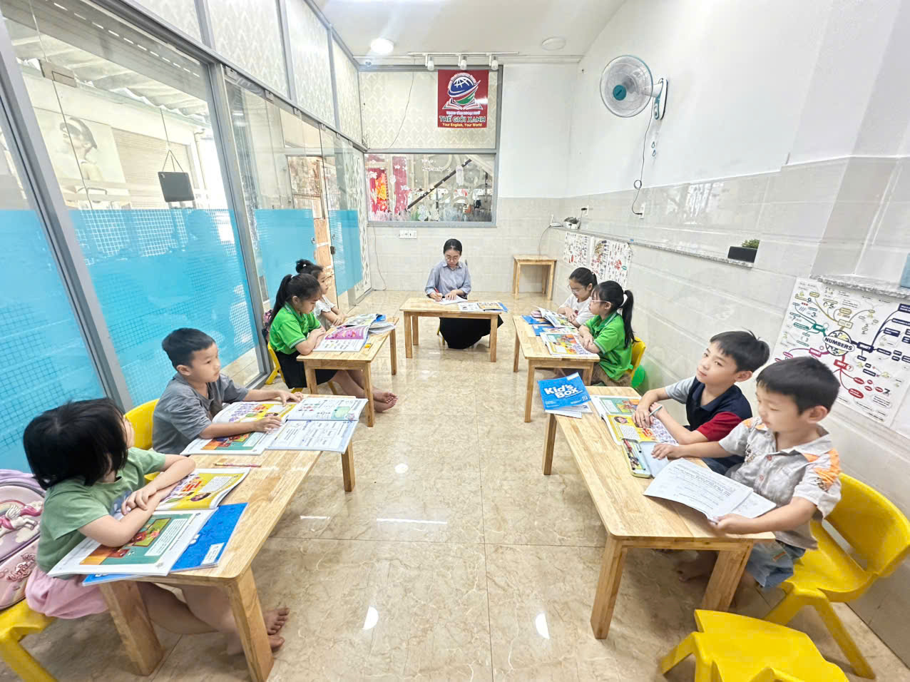 Vì sao trẻ cần học Tiếng Anh sớm?