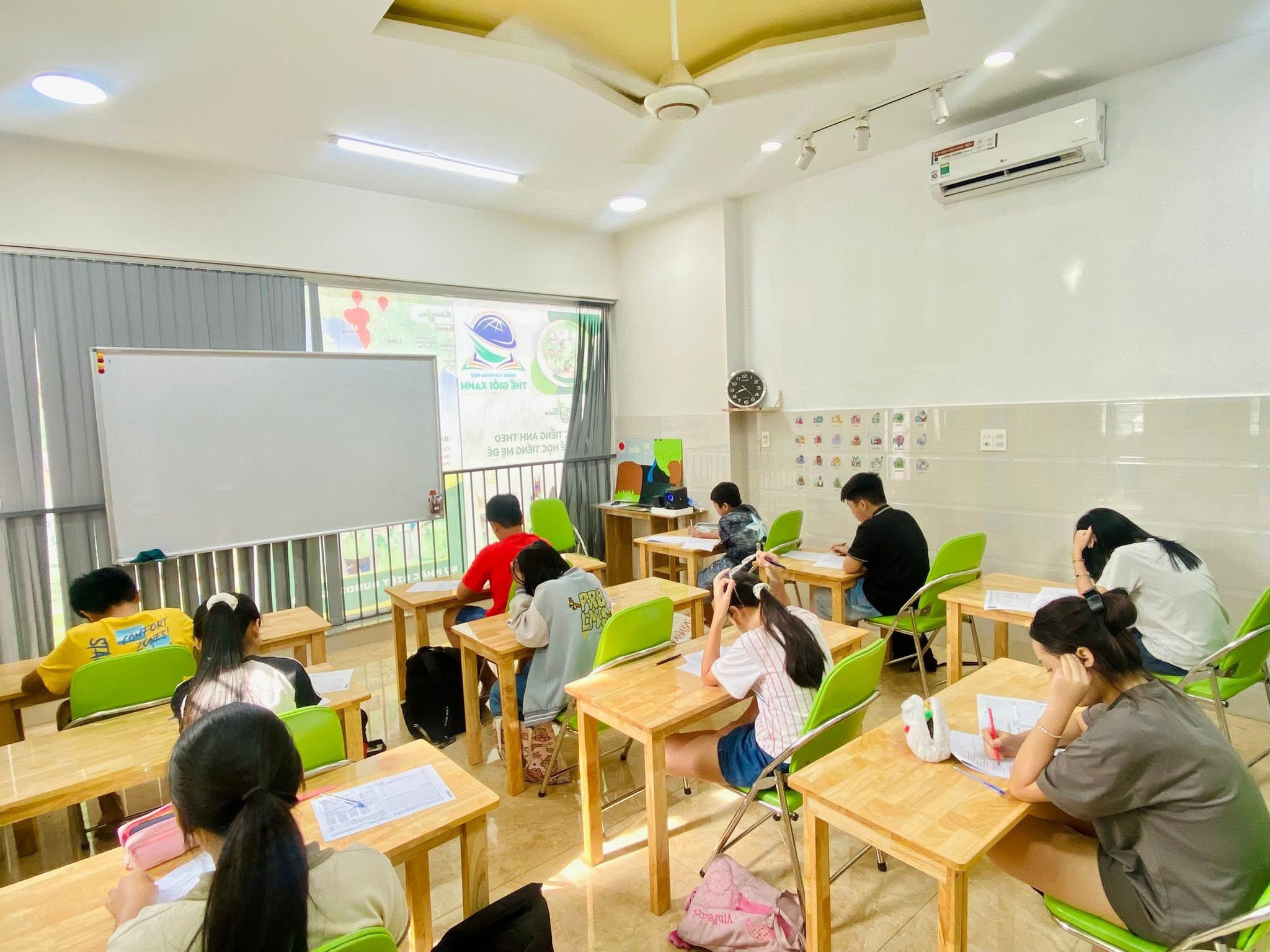 Tiếng Anh Thiếu Nhi Cho Bé Từ 3-12 Tuổi